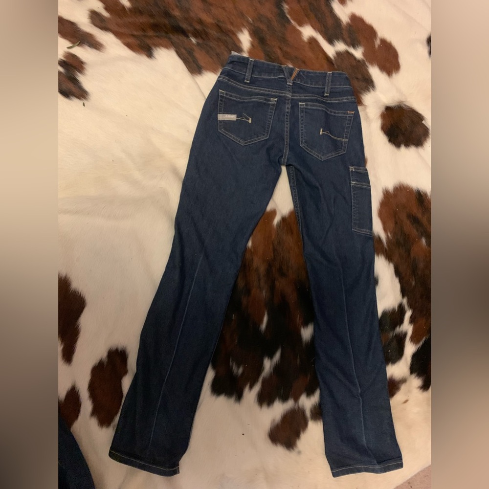 Ariat s worn once mid rise straight